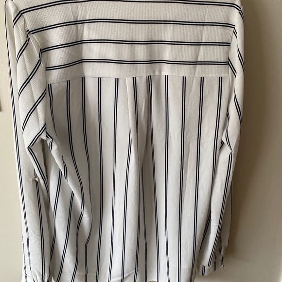 Hi! I'm White Stripes Blouse! - Picture 3 of 3
